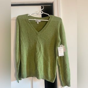 100% Cashmere Sweater